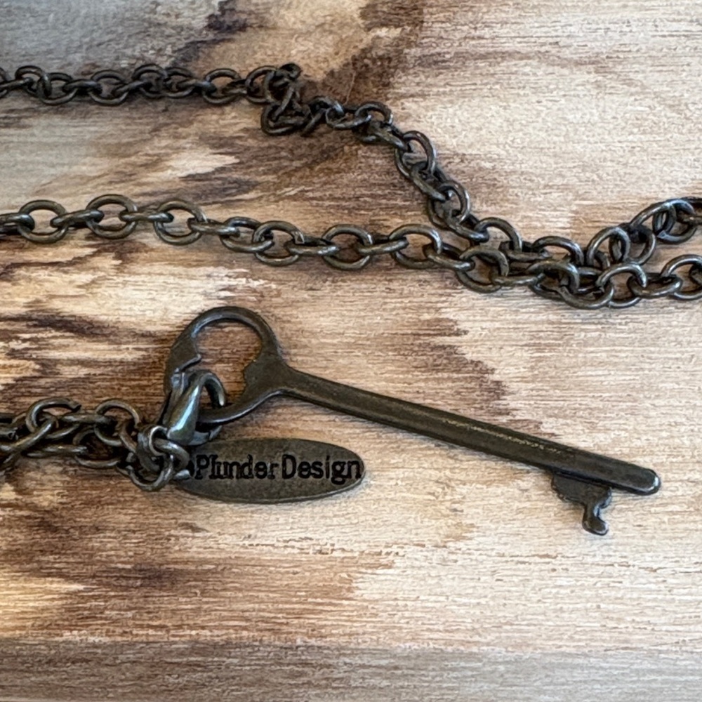 PLUNDER Antique Bronze Key Necklace